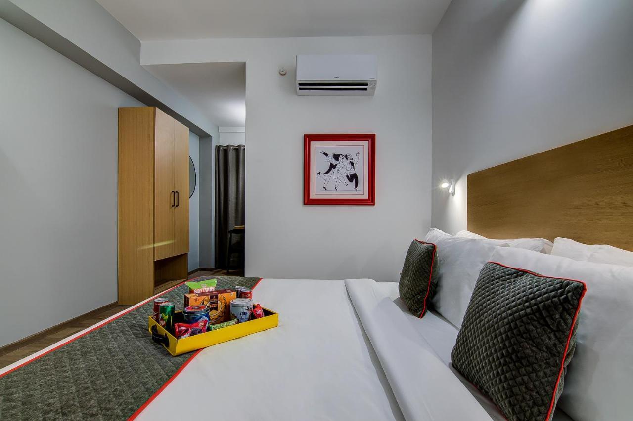 Oyo Townhouse 42 Urvashi Theatre Hotel Chennai Exterior foto